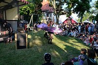 Bild: Ritterspektakel auf der Ronneburg zum Pfingstsamstag