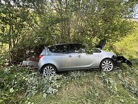 Von der Autobahn abgekommen Bild: Von der Autobahn abgekommen
