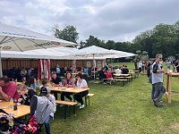 Bild: Familienfest der Peter-Gruppe auf dem Possen