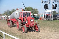 Bild: Motoren- und Maschinenschau zu Dreschfest in Sundhausen