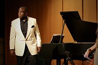 Bild: Konzert mit sommerlicher Leidenschaft in Sondershausen im Franz Liszt Saal