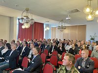 Bild: Nordth&uuml;ringer Unternehmer zu Gast in der Kaserne