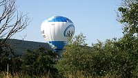 Landung eines Heißluftballons in der Goldenen Aue Bild: Landung eines Heißluftballons in der Goldenen Aue