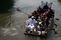Bild: 13. Badewannenrennen in Bennungen