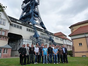 Zeugnisse &uuml;bergeben