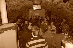 Weihnachtsparty im Amelie. NNZ-City Scout on Tour