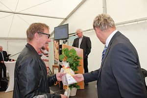 Mit Festakt schiefer Turm als gerettet gefeiert