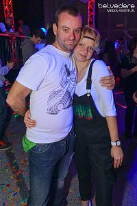 Wir bekennen Farbe! - so hie&szlig; das Motto der Nacht vom Samstag zu Sonntag im Nordh&auml;user Jugendclubhaus. Auf die G&auml;ste wartete nicht nur jede Menge Licht, sondern auch jede Menge toller Musik. Wir haben wieder die Galerie f&uuml;r Sie zusammengestellt.