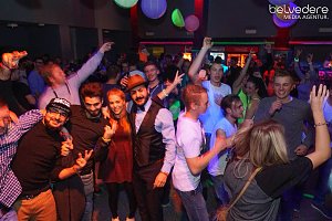 Wir bekennen Farbe! - so hie&szlig; das Motto der Nacht vom Samstag zu Sonntag im Nordh&auml;user Jugendclubhaus. Auf die G&auml;ste wartete nicht nur jede Menge Licht, sondern auch jede Menge toller Musik. Wir haben wieder die Galerie f&uuml;r Sie zusammengestellt.