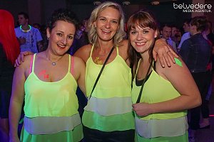Wir bekennen Farbe! - so hie&szlig; das Motto der Nacht vom Samstag zu Sonntag im Nordh&auml;user Jugendclubhaus. Auf die G&auml;ste wartete nicht nur jede Menge Licht, sondern auch jede Menge toller Musik. Wir haben wieder die Galerie f&uuml;r Sie zusammengestellt.