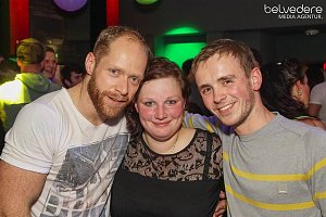 Wir bekennen Farbe! - so hie&szlig; das Motto der Nacht vom Samstag zu Sonntag im Nordh&auml;user Jugendclubhaus. Auf die G&auml;ste wartete nicht nur jede Menge Licht, sondern auch jede Menge toller Musik. Wir haben wieder die Galerie f&uuml;r Sie zusammengestellt.