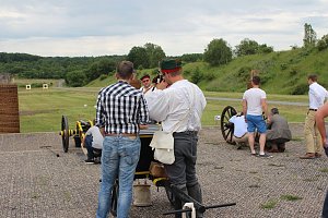 Sponsoren beim Schie&szlig;en auf dem Dickkopf