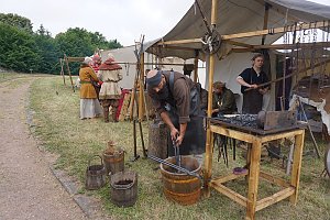 Handwerkermarkt zum Mitsommer