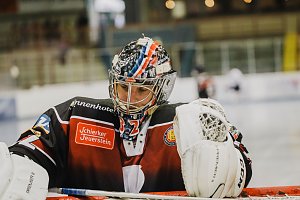 Auf gehts in die neue Oberliga-Saison: Torwart Fabian Hönkhaus
