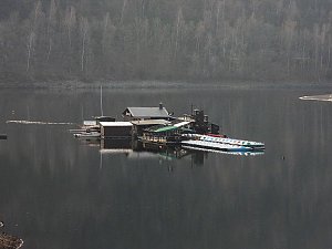 Wenig Wasser in der Talsperre