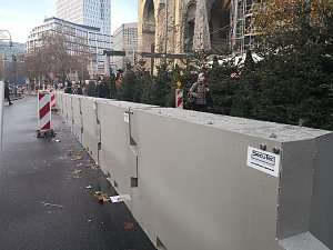 Weihnachtsmarkt-Festung in Berlin