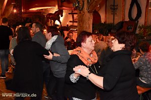 Kartoffelscheibenessen