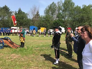 Am Vormittag schwiegen die Kanonen