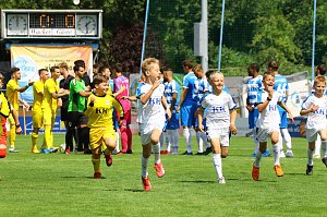 Wacker gewinnt 8:0 gegen Bischofswerda