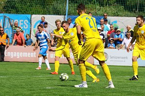 Wacker gewinnt 8:0 gegen Bischofswerda