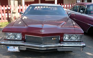 US-Cars in der Westernstadt