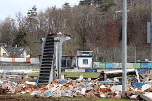Ausblick &uuml;ber die abgerissene Trib&uuml;ne