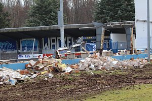 Ausblick &uuml;ber die abgerissene Trib&uuml;ne