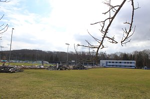Ausblick &uuml;ber die abgerissene Trib&uuml;ne