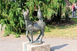 Kr&ouml;nung der Rosenk&ouml;nigin in Sangerhausen