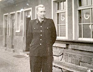 Martin Schulze (der Vater), 1958 Bahnhofsvorsteher in Kelbra