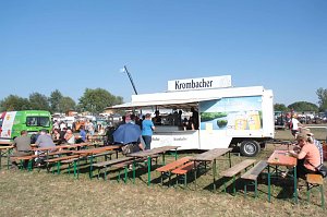 Motoren- und Maschinenschau zu Dreschfest in Sundhausen