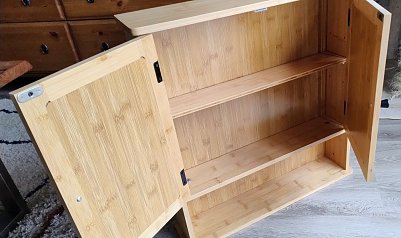 Spiegelschrank (Foto: )