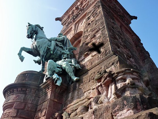 Reinigungskur f&uuml;r Kyffh&auml;userdenkmal (Foto: Karl-Heinz Herrmann)