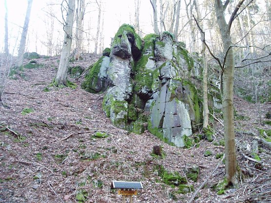Gesteinsformation im Steinm&uuml;hlental (Foto: K. W. Br&uuml;ggemann)