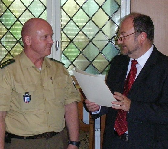 Urkunde übergeben (Foto: nnz) Urkunde übergeben (Foto: nnz)