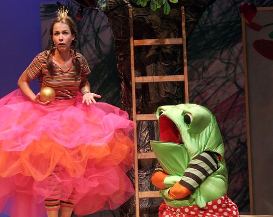 Knutschen vor Weihnachten (Foto: Peter Scholz) Knutschen vor Weihnachten (Foto: Peter Scholz)