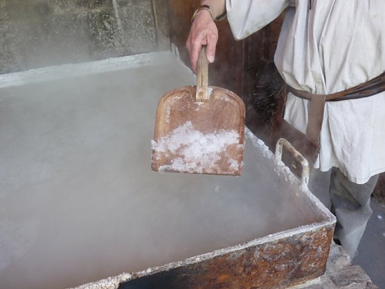 Salzsieden (Foto: Karl-Heinz Herrmann)