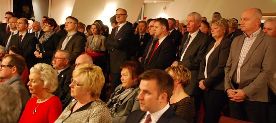 Neujahrsempfang der Sparkasse und der Stadt Hettstedt. Die Rede des B&uuml;rgermeisters, Danny Kavalier, rief bei den Zuh&ouml;rern zum Teil Nachdenklichkeit hervor. (Foto: Jochen Miche)