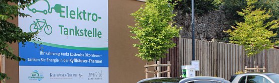 E-Tankstelle für Autos und Fahrräder (Foto: Karl-Heinz Herrmann) E-Tankstelle für Autos und Fahrräder (Foto: Karl-Heinz Herrmann)