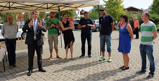 E-Tankstelle für Autos und Fahrräder (Foto: Karl-Heinz Herrmann) E-Tankstelle für Autos und Fahrräder (Foto: Karl-Heinz Herrmann)