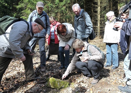 Grenzsteinwanderung (Foto: Biosph&auml;renreservat, Heinz Noack)