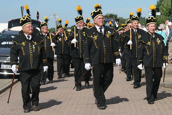 Aufmarsch Bergleute (Foto: Rosenstadt Sangerhausen GmbH) Aufmarsch Bergleute (Foto: Rosenstadt Sangerhausen GmbH)