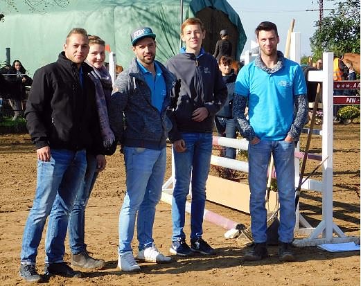 Gelungene Premiere beim Reitturnier in Heygendorf (Foto: Privat)