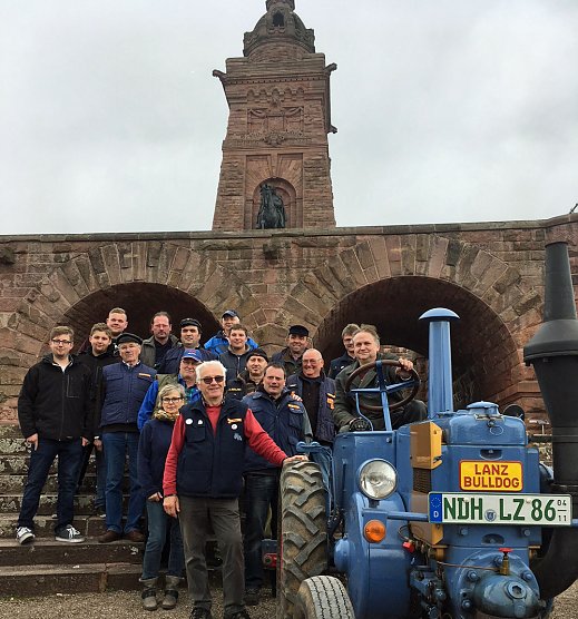 Alte Landtechnik beim alten Kaiser (Foto: Heiko Kolbe)