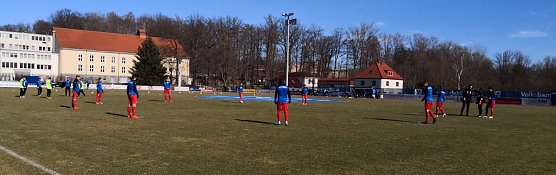 Wacker-Elf beim Aufw&auml;rmen (Foto: Karl)