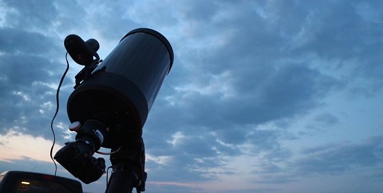 Sternenstunde am Stausee Kelbra (Foto: Angelo Glashagel)