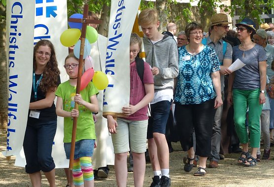 &Ouml;kumenische Christus-Wallfahrt zum Kloster Volkenroda (Foto: Andreas M&ouml;ller)