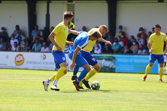 Wacker bietet Jena einen hei&szlig;en Fight (Foto: B.Peter)