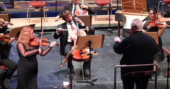 3. Sinfoniekonzert: Aleksandra Zubova (Foto: Ch. Laude)