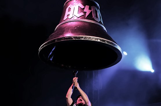 Mit AC/DX auf den "Highway to hell" (Foto: Agentur)